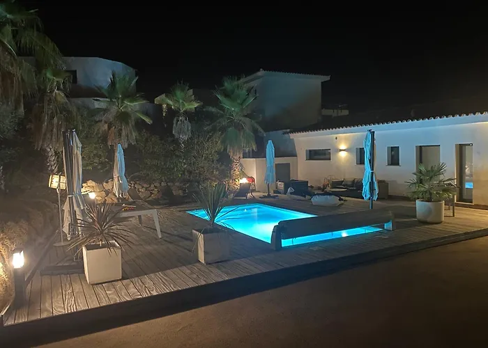 - Maison 